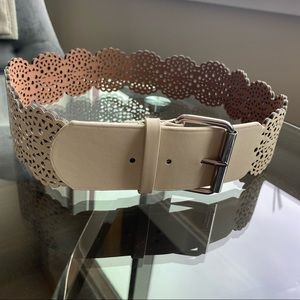 BCBGMaxazria White Belt